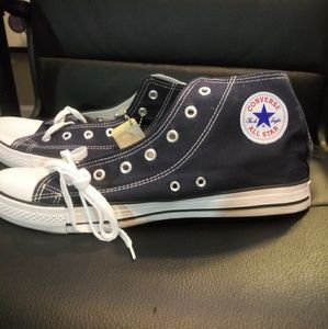 Converse Navy Blue size 12